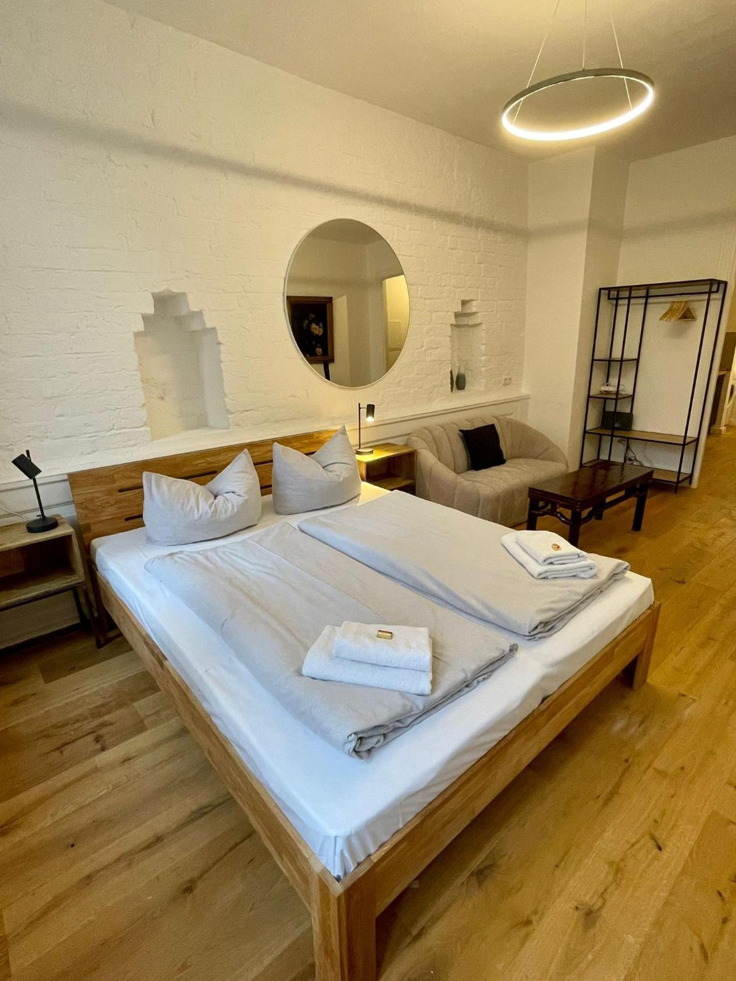 Apartments Fleischhauerstrasse Любек Екстериор снимка
