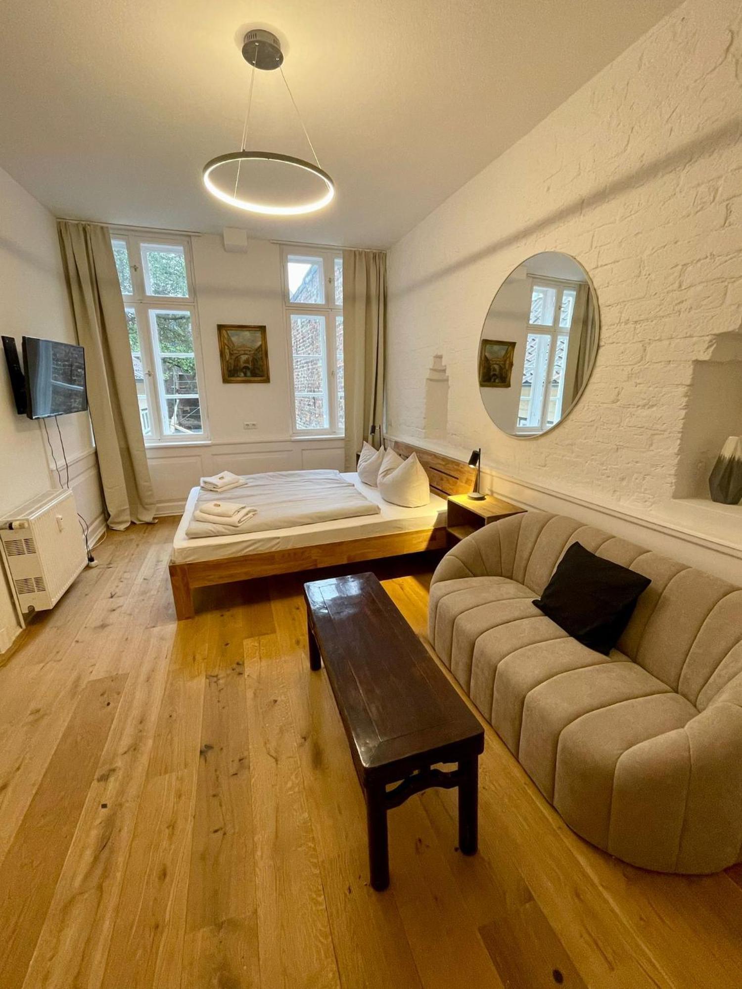 Apartments Fleischhauerstrasse Любек Екстериор снимка